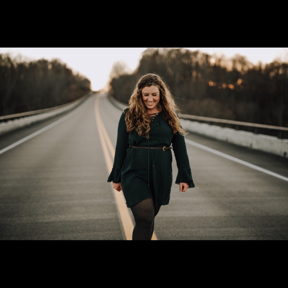 Meet your Posher, Caitlin